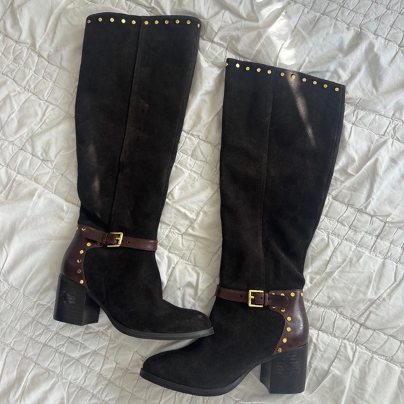 SOLD - Picture 1 of 6